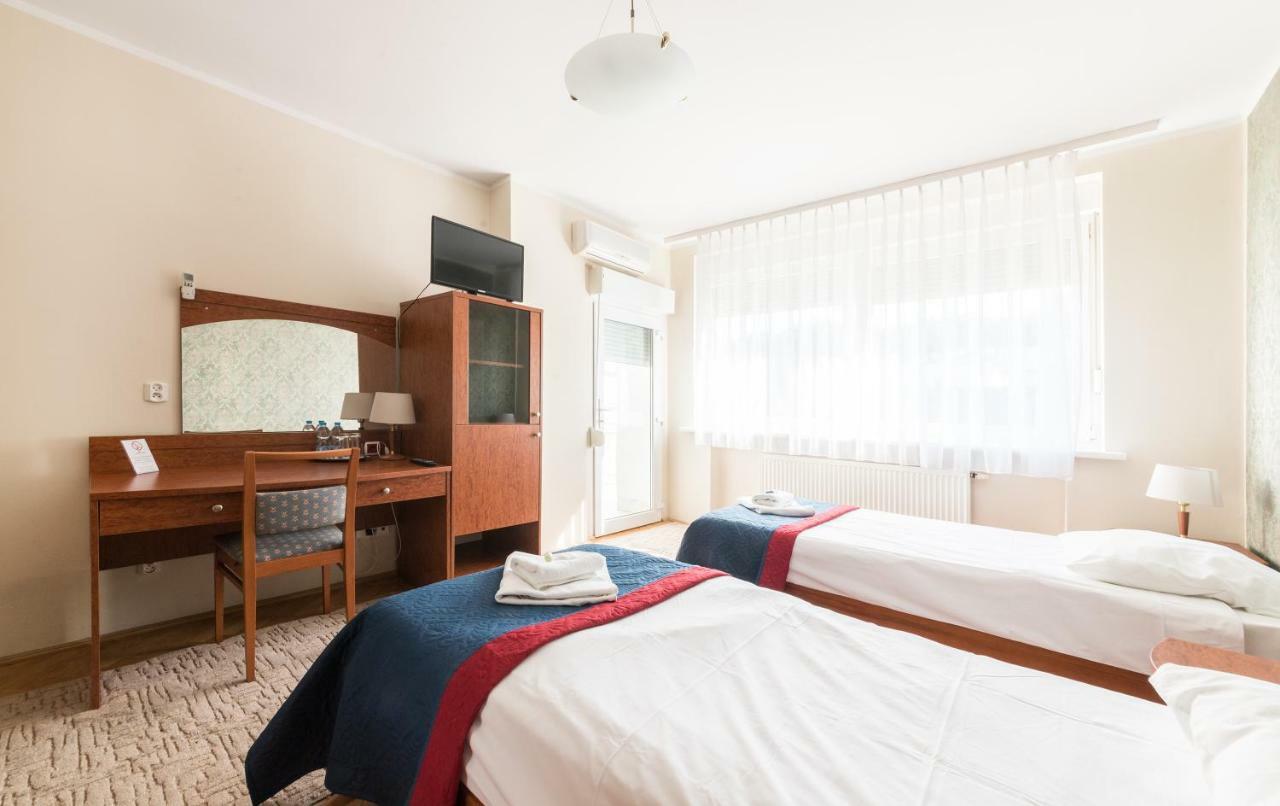 Bed and Breakfast Gosciniec Witomino Гдиня Екстер'єр фото
